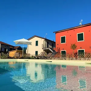 Сasa de vacaciones Liguria Village 
