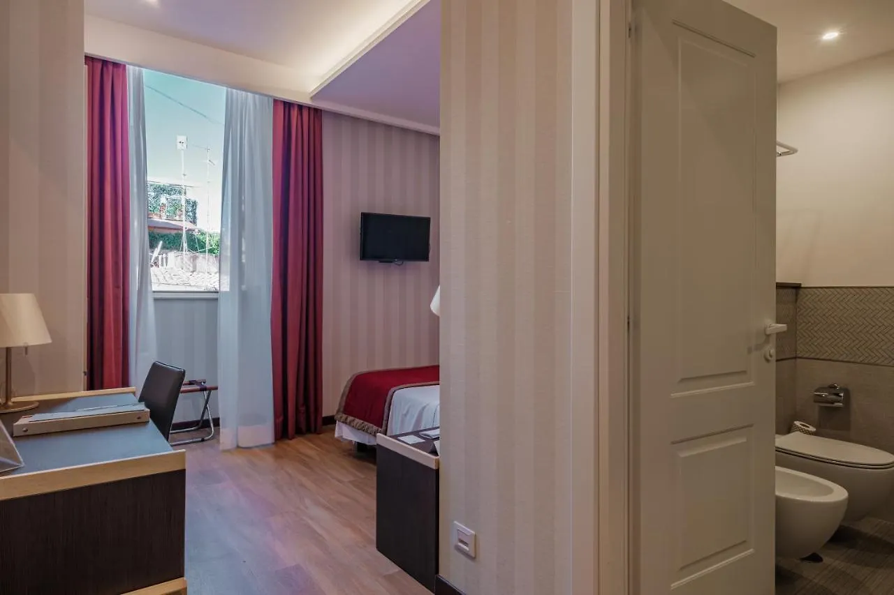 רומא Hotel Nazionale