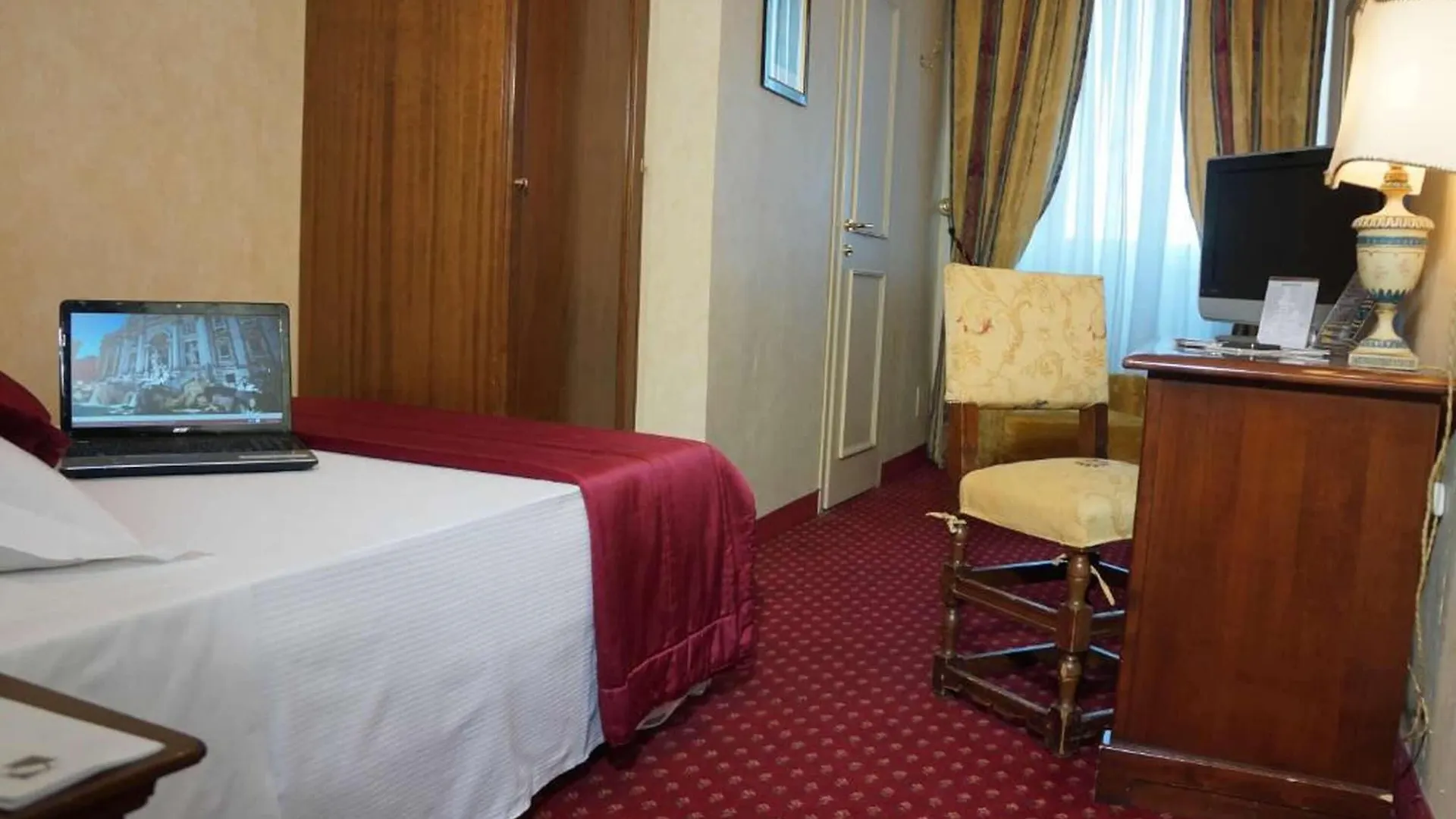 רומא Hotel Nazionale