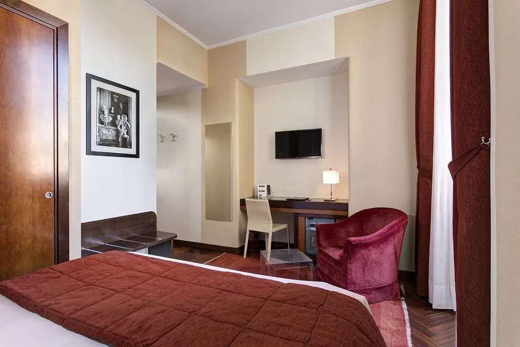 Hotel Nazionale Rome 4*,  Italy